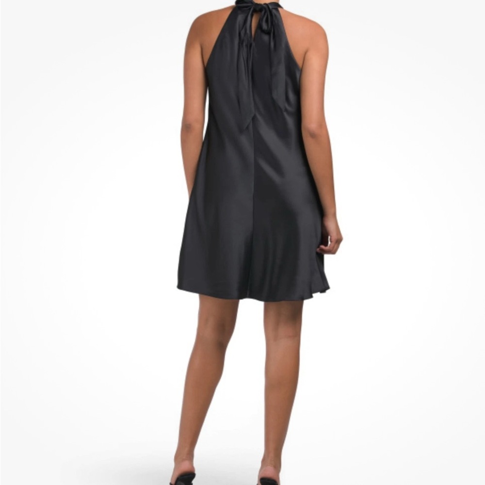 Nine West Twist Keyhole Black Halter Mini Dress Size XL - Picture 2 of 6